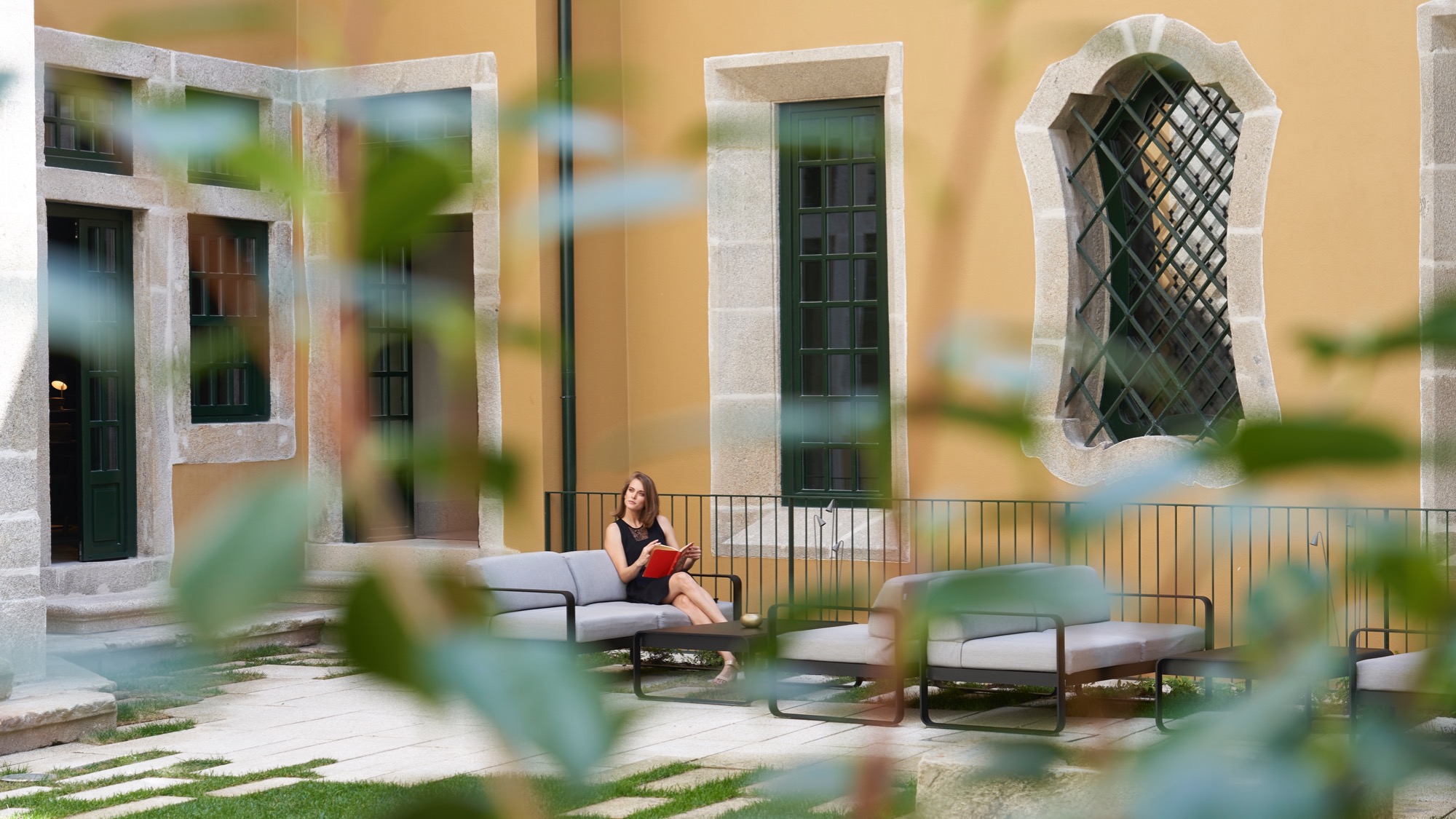 PortoBay Flores | Balcony