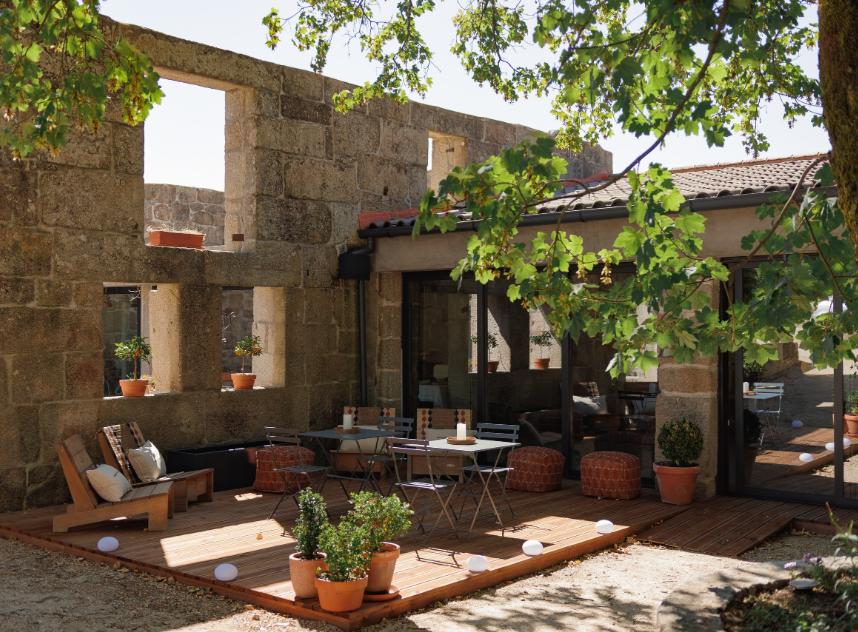 Chão de São Francisco - Soc. de Vitivinicultura e Turismo Rural, Lda*****