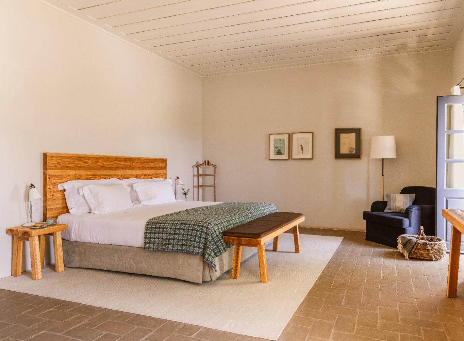 Paths through Alentejo: 7 Days of Luxury, Authenticity, and Sustainability