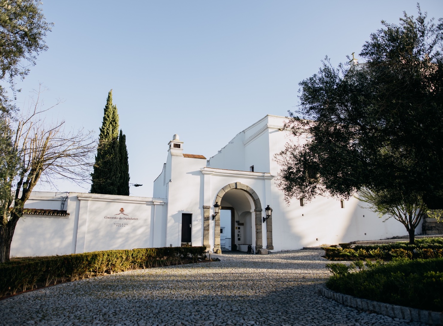Convento do Espinheiro | Facade