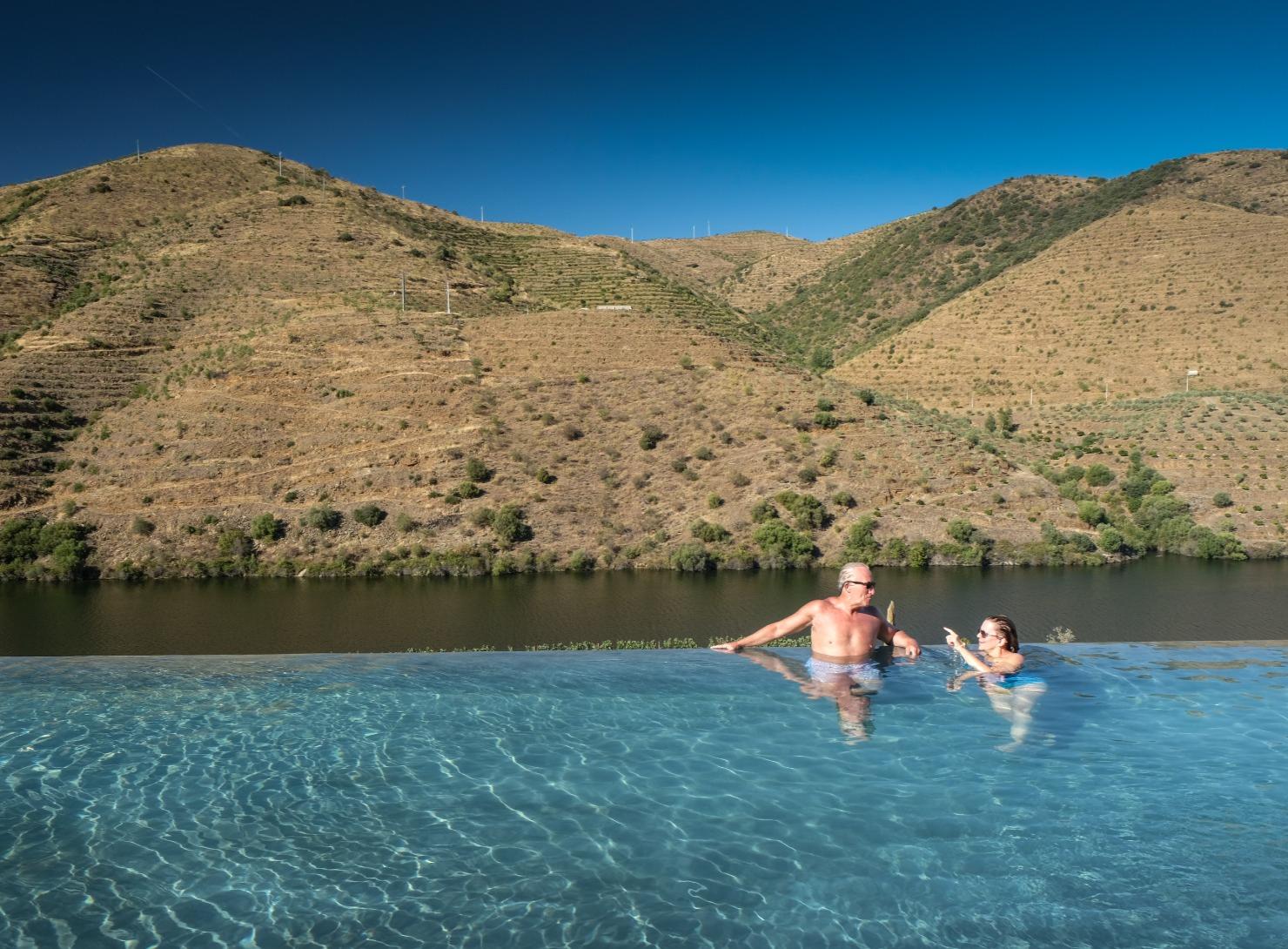 Deep Douro and Central Portugal: Wines, Nature, and Historic Villages in 7 Days