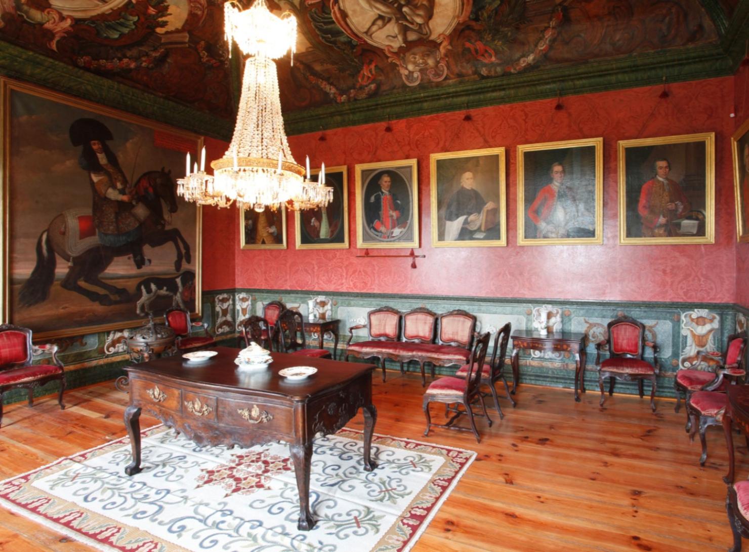 Parador da Insua,  Hotel  Histórico | Sala nobre