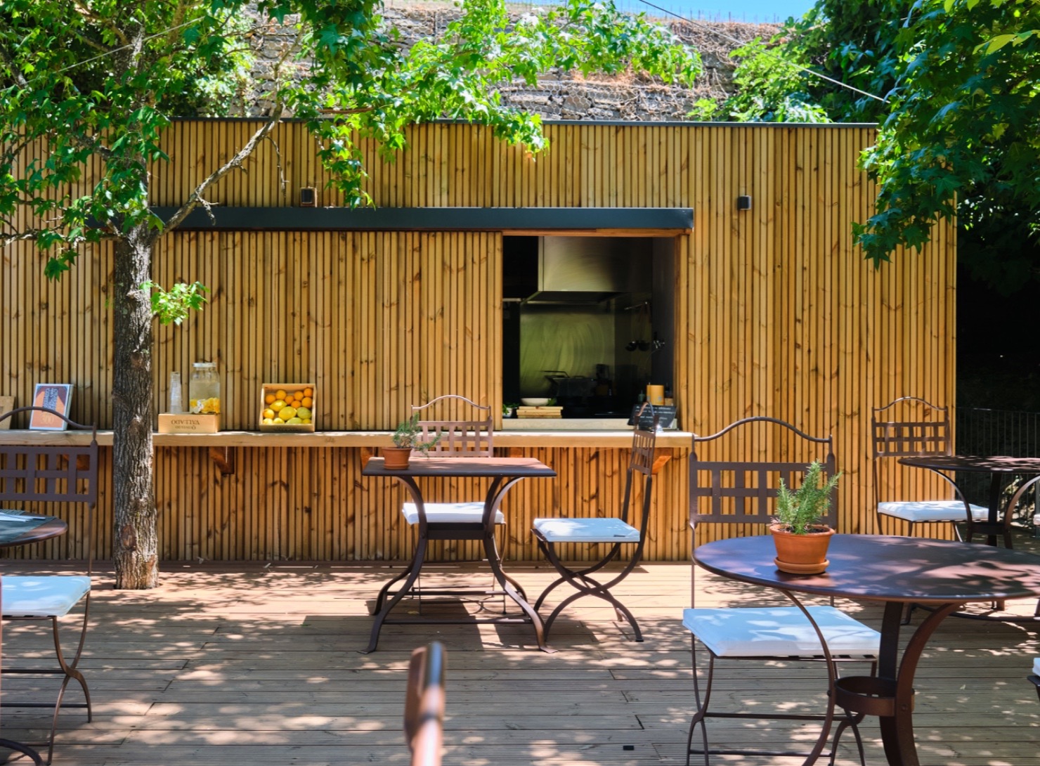 São Lourenço do Barrocal | Pool Bar