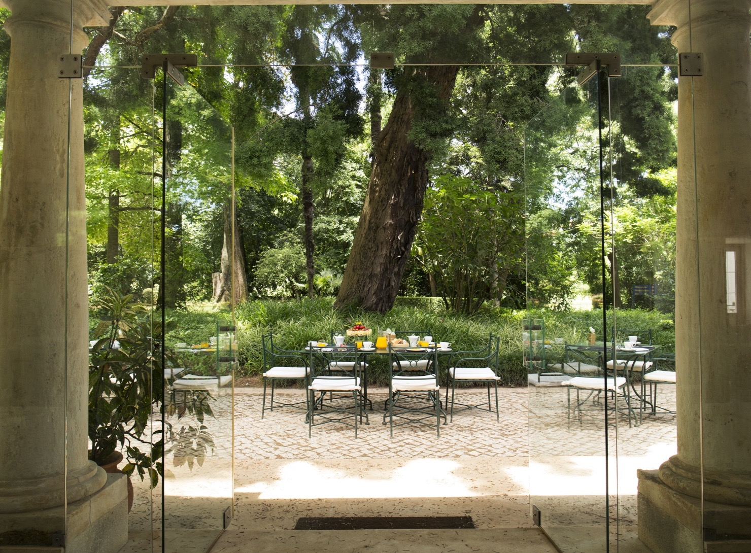 Quinta das Lágrimas, an SLH Hotel | Breakfast Outside